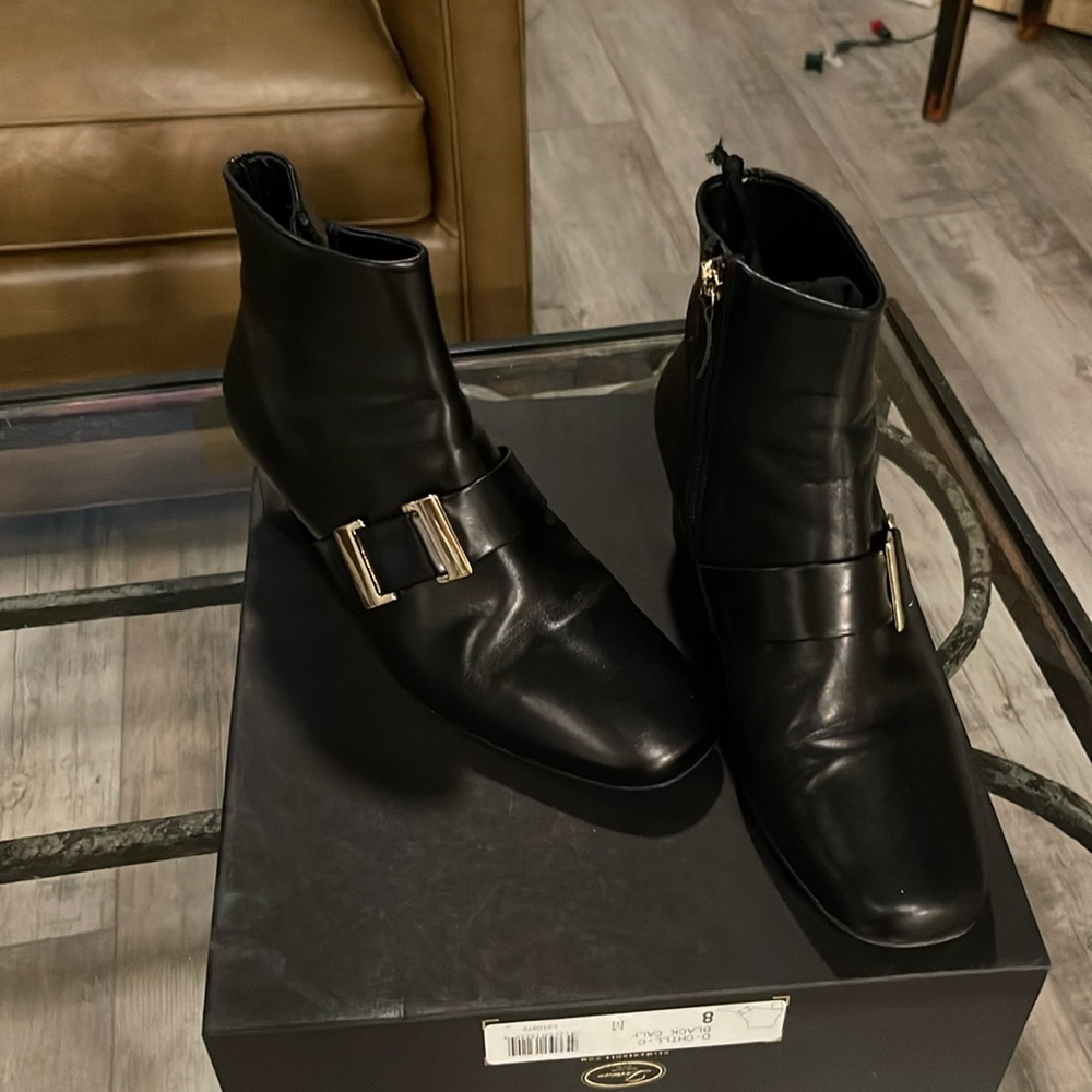 Delman soft leather beautiful boots. Gold buckle. Block heel. Almost new